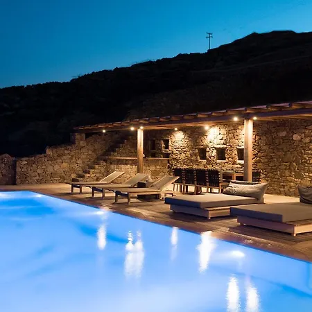 Villa The Crown Estate In Psarou By Divine Sa Psarrou