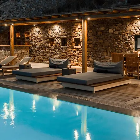Villa The Crown Estate In Psarou By Divine Sa